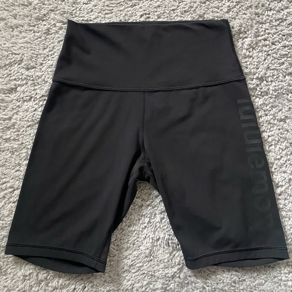 Lululemon Short - Picture 1 of 3